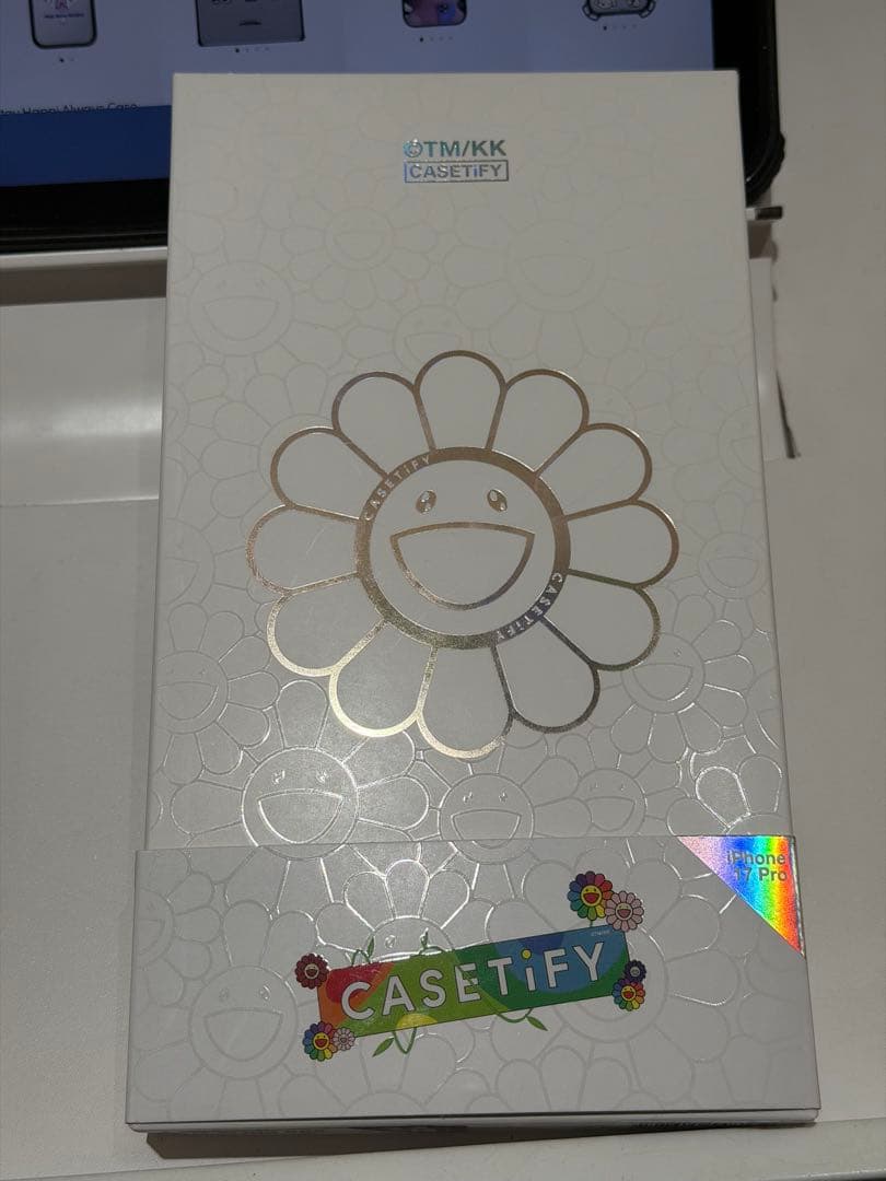 【新品】CASETiFY x 村上隆 iPhone17proケース　ブルー