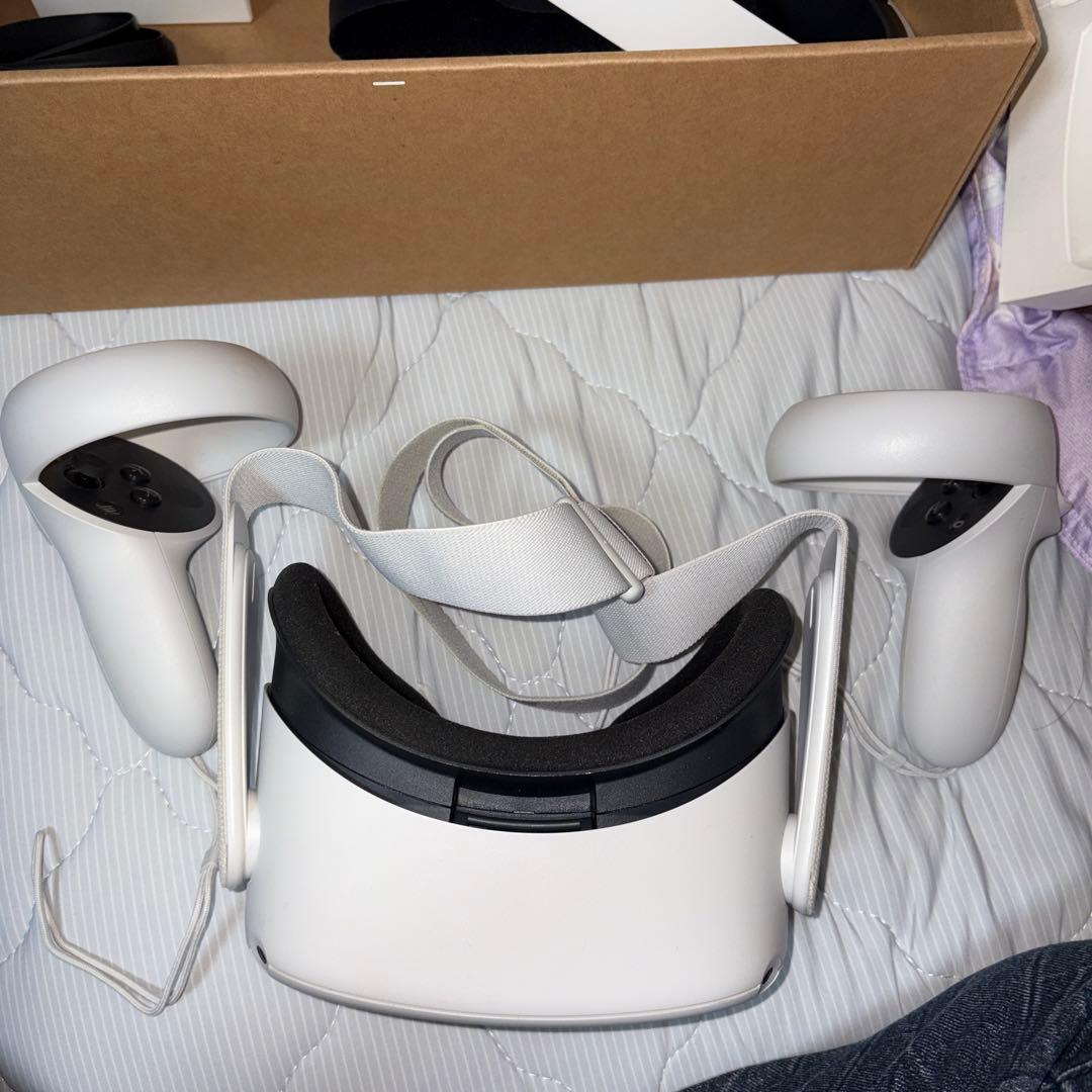 め*ぺ様  QUEST 2 128GB kiwi アタッチメント付き