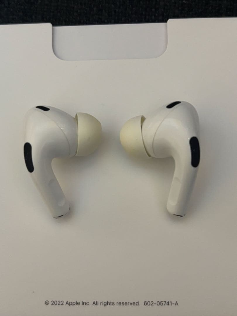 AirPods pro2第二世代　本体 付属品付き