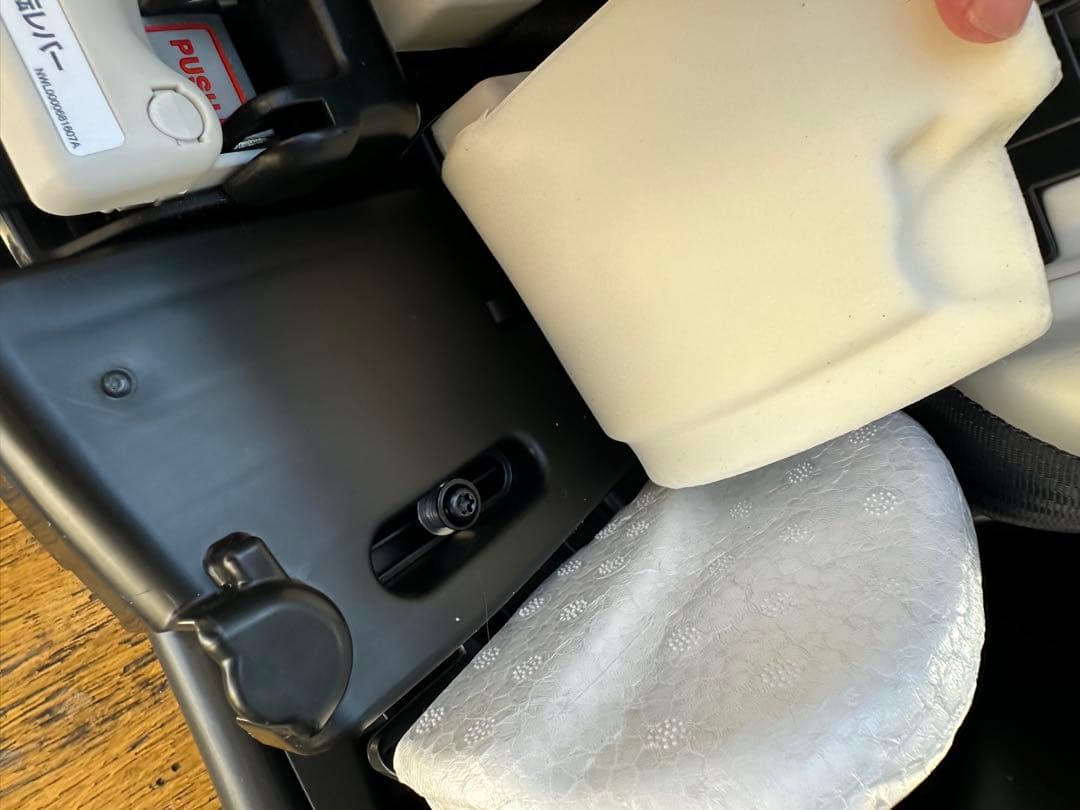 美品 Aprica チャイルドシート フラディアプラスライト グレー