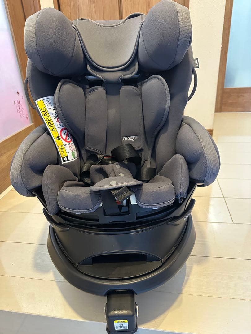 美品 Aprica チャイルドシート フラディアプラスライト グレー