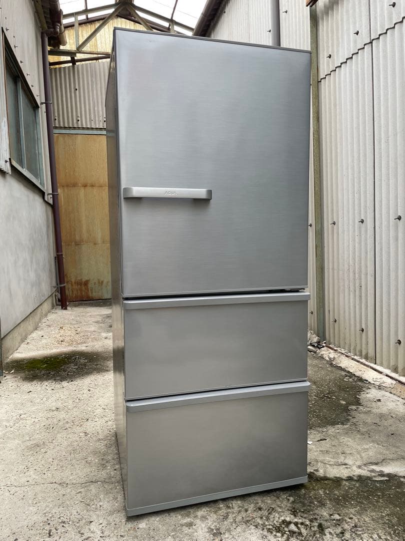近隣配達可能　美品　AQUA 272 L 3ドア冷蔵庫　AQR-27J