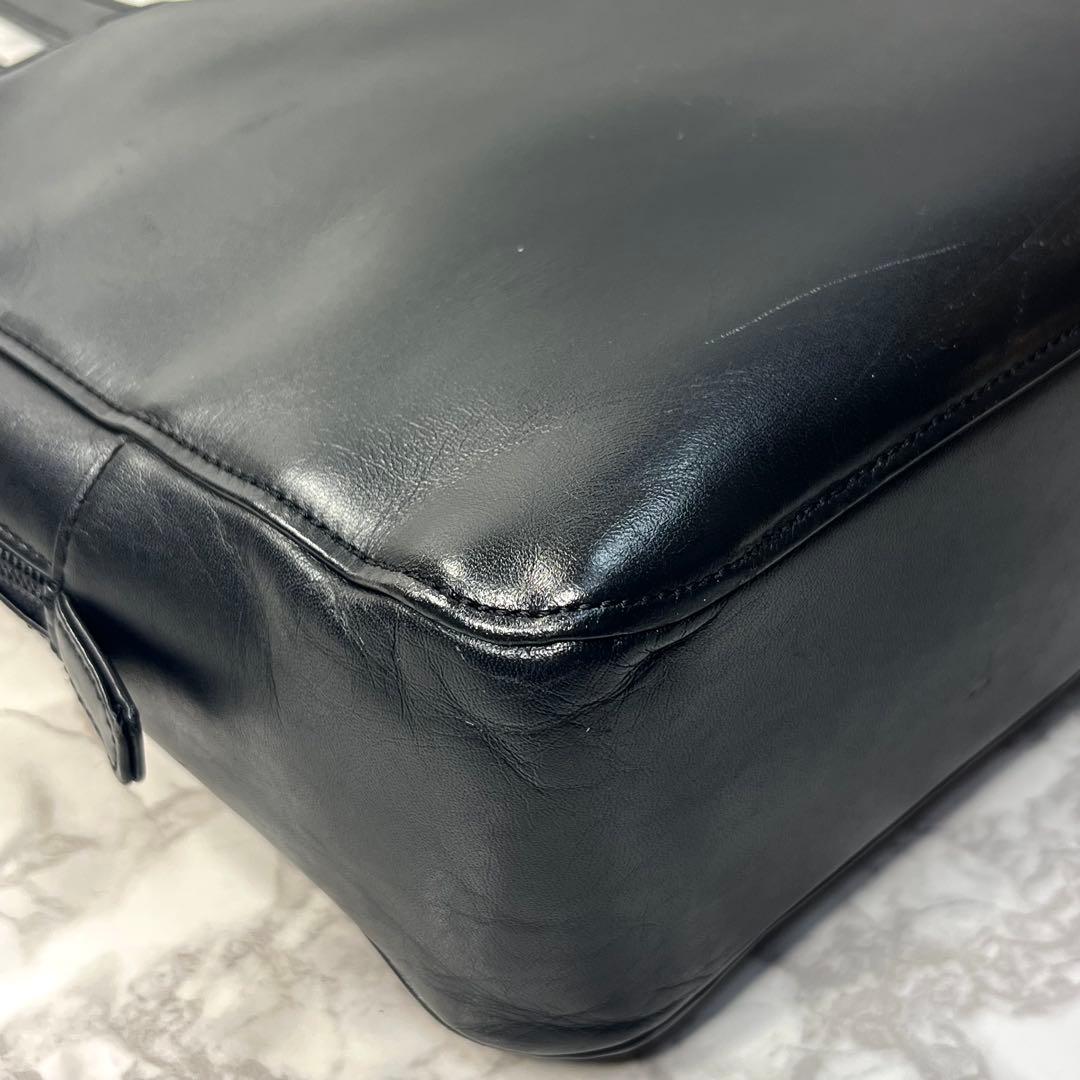 Y2K バーバリー ビジネスバッグ 牛革 黒 ノバチェック トートバッグ