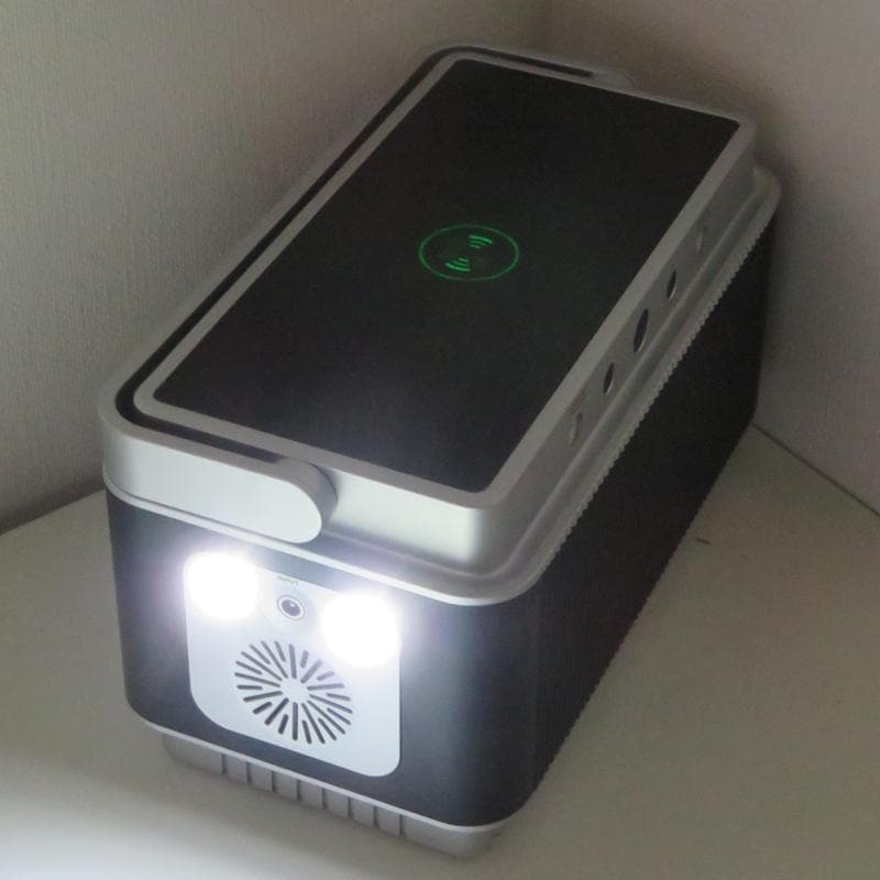 ポータブル電源・222Wh・LEDライト付