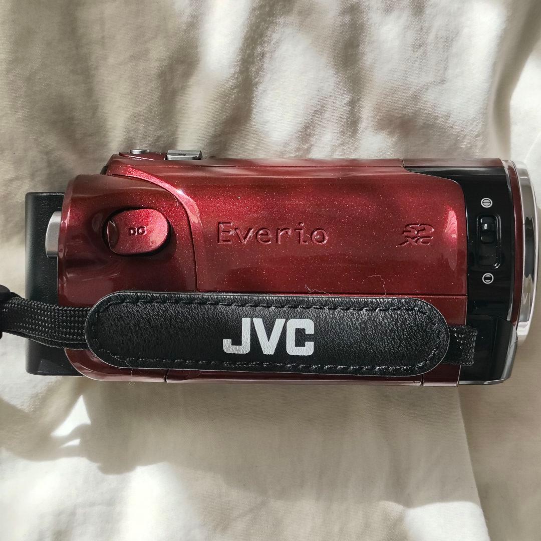 運動会・発表会に◎ JVC Everio GZ-HM180