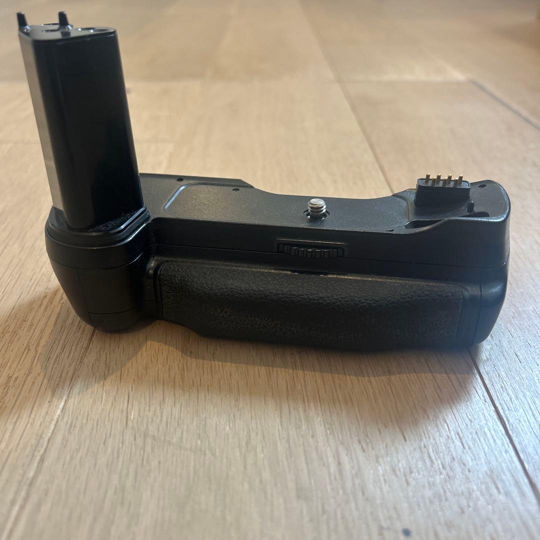Nikon MB-15 バッテリーグリップ　F100用　ジャンク