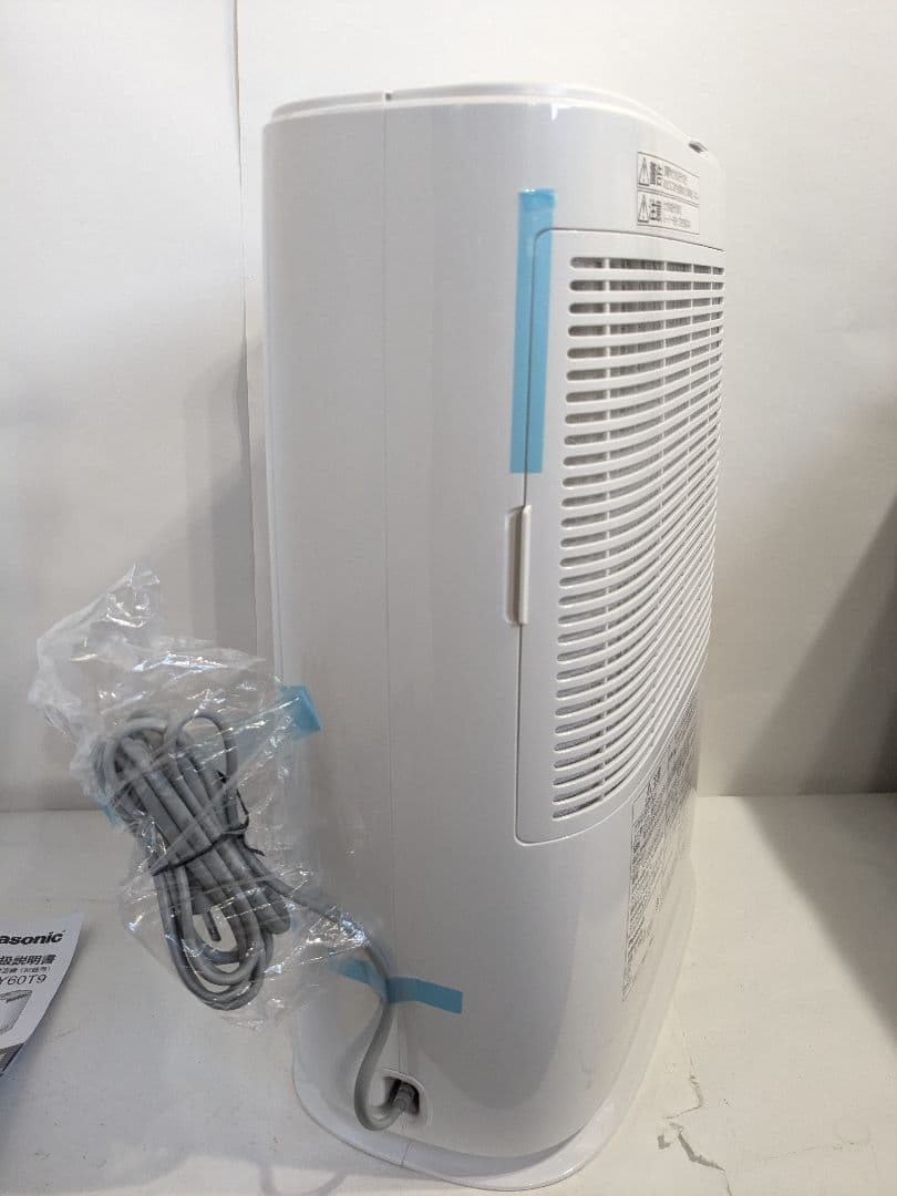 【未使用】パナソニック　衣類乾燥除湿機　Panasonic　F-Y60T9-W