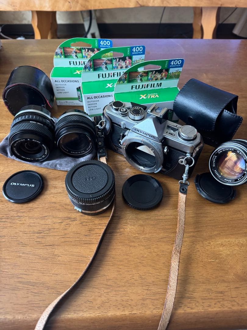 オリンパス　OM-1フィルムカメラとOlympusレンズセット
