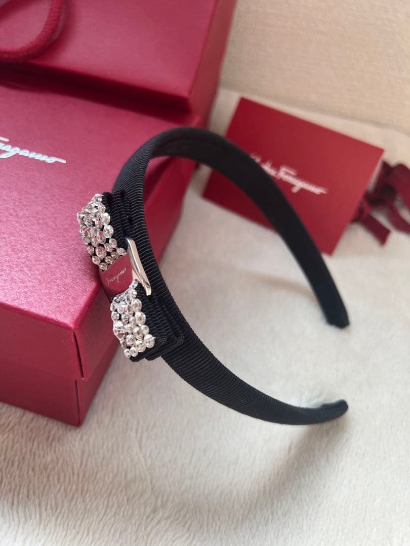 【美品】フェラガモ カチューシャ Salvatore Ferragamo