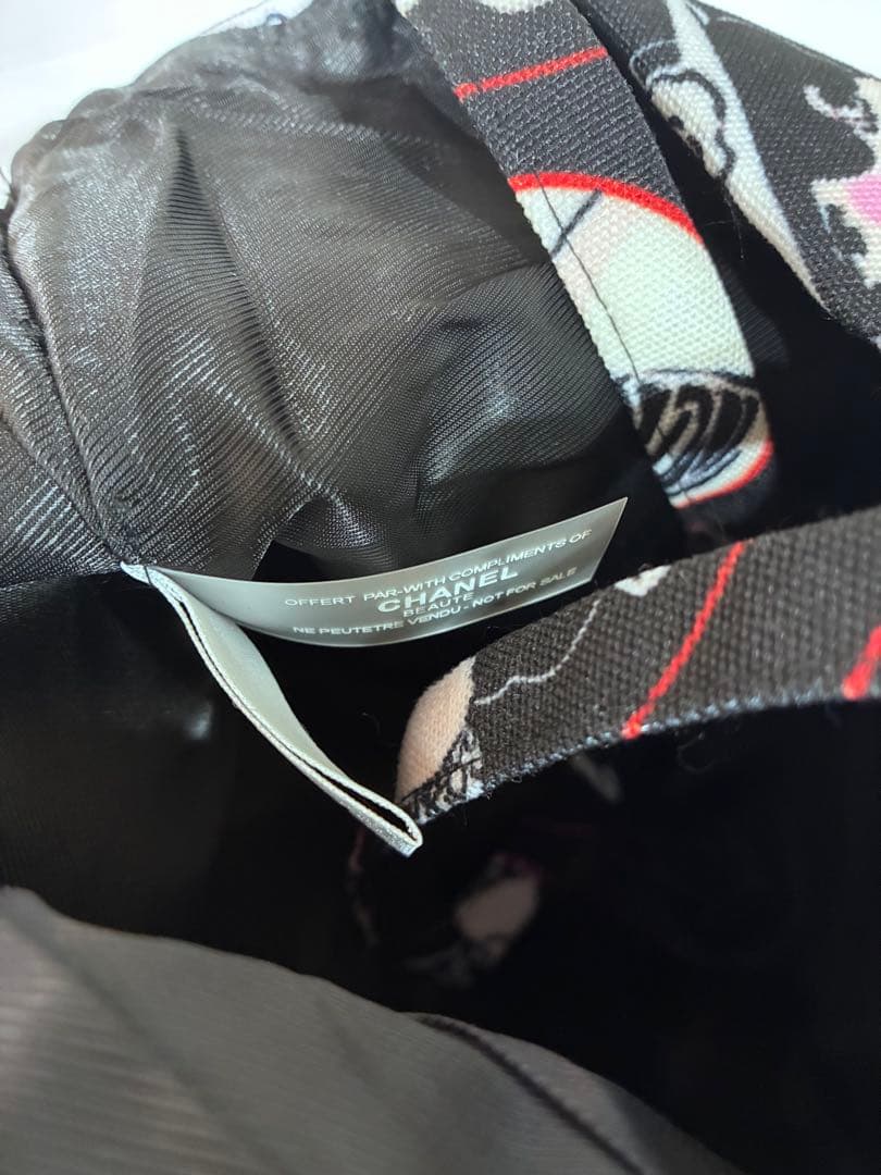 トートバッグ 総柄　バッグ　コットン素材　ブラック