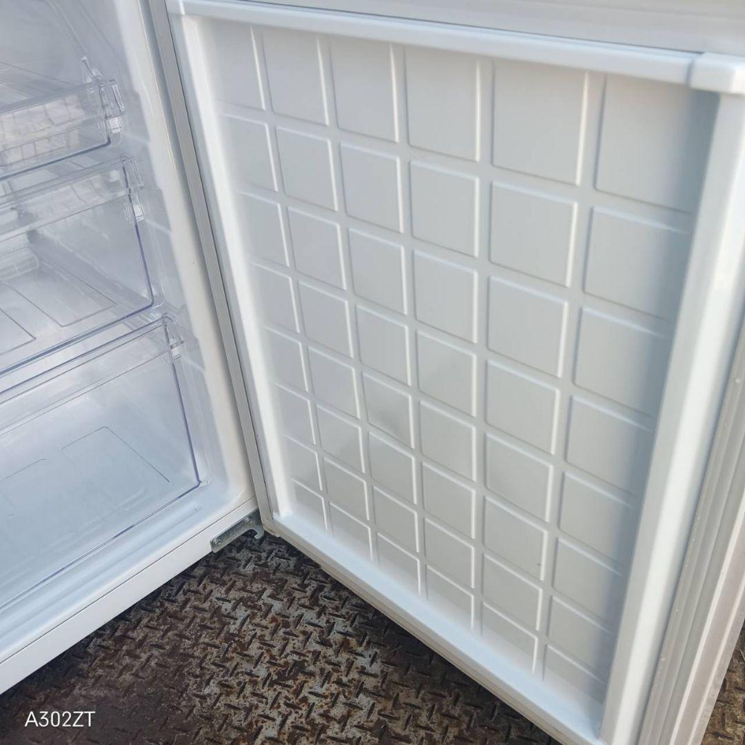 1610 訳あり特価品　SHARP　大型冷蔵庫　271L