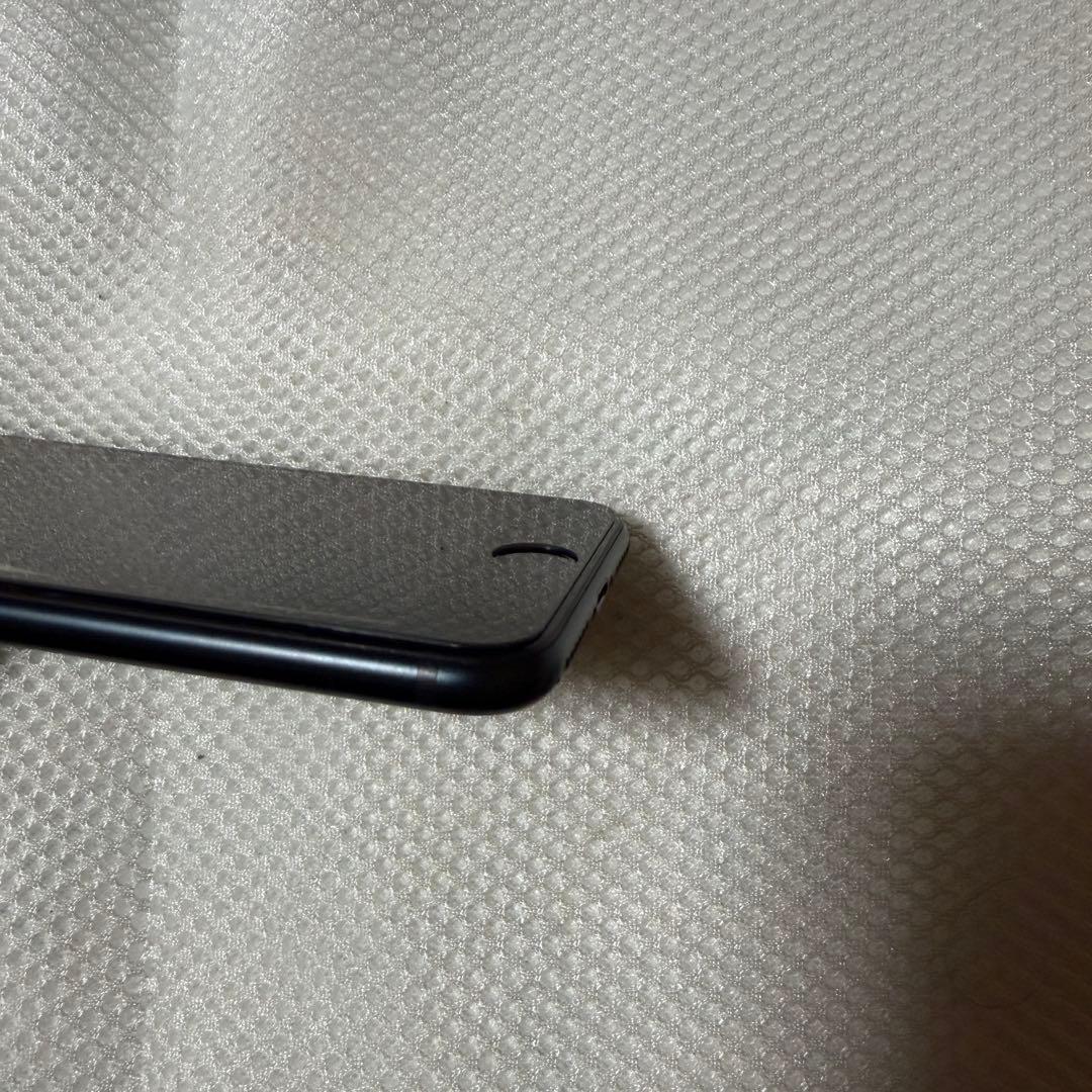 ⭐︎SIMフリー iPhoneSE 第3世代 128GB バッテリー100%