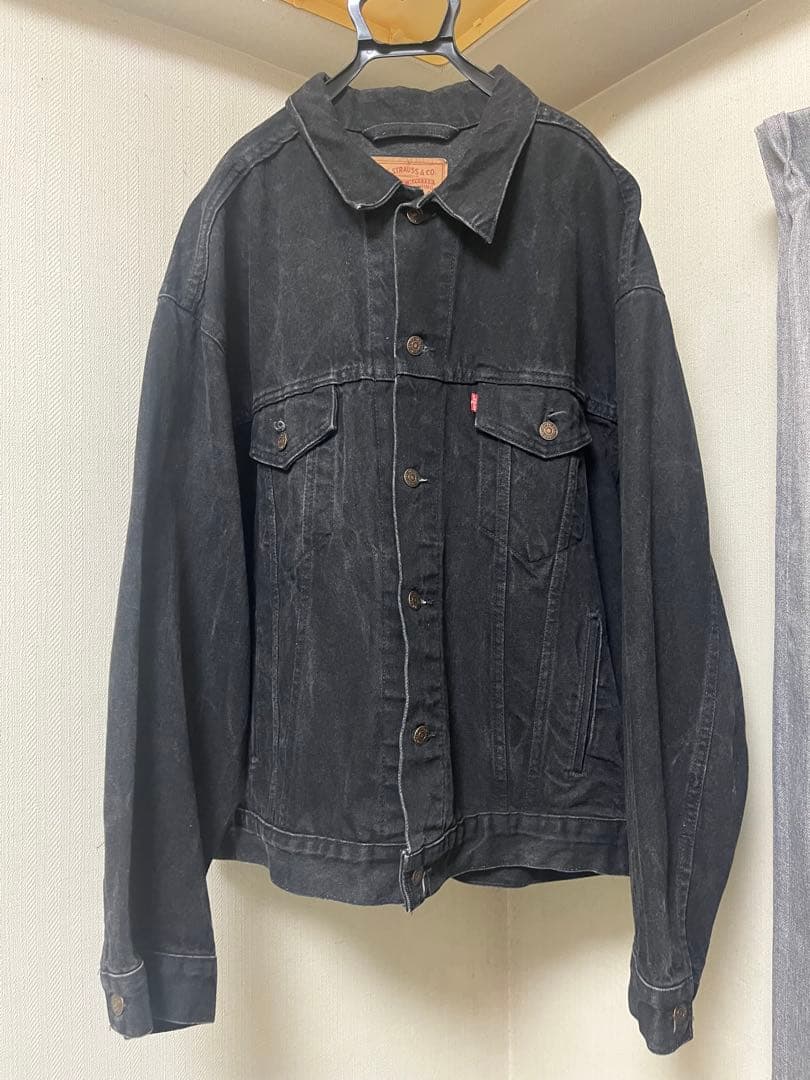 1/30までの出品　Levi's 70507-4159 ブラックデニムジャケット