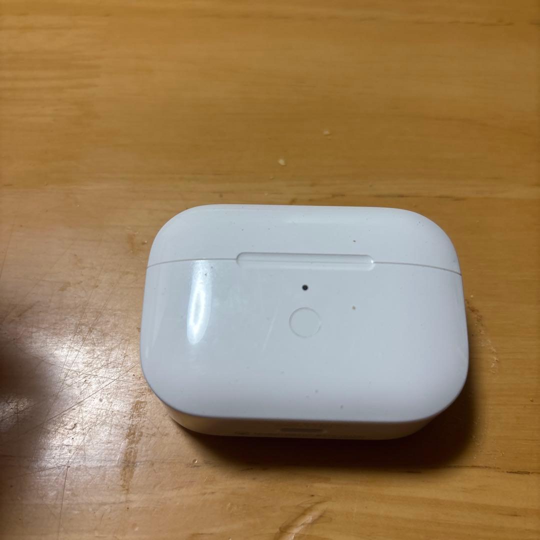 AirPods本体 ホワイト 使用感あり