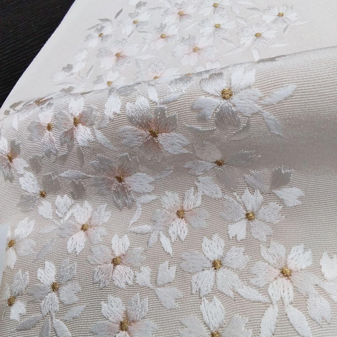 豪華　最高級　手刺繍　刺繍 半襟 半衿　桜　華縫 　金糸　正絹　#663