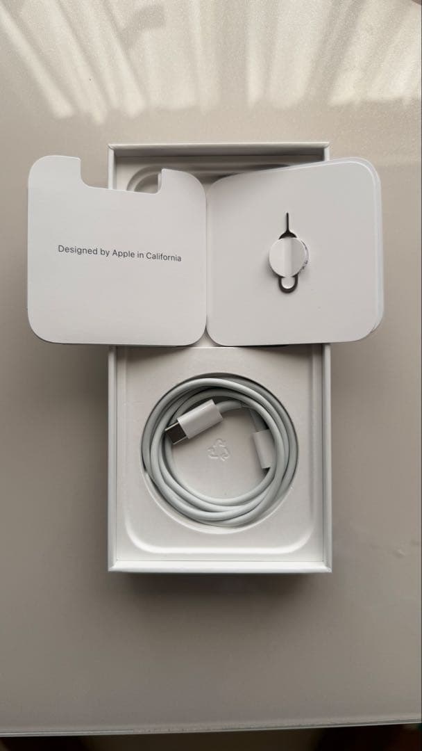 【美品】iPhone 14 Pro 256GB ディープパープル（SIMフリー）