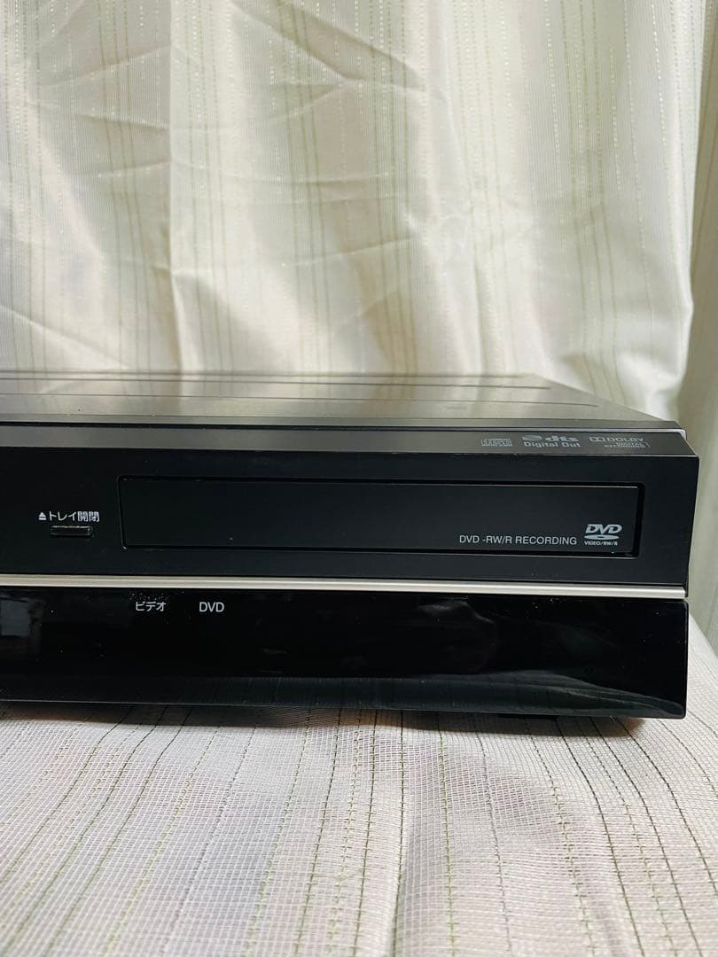 2010年製 TOSHIBA DVDレコーダー D-VDR9K