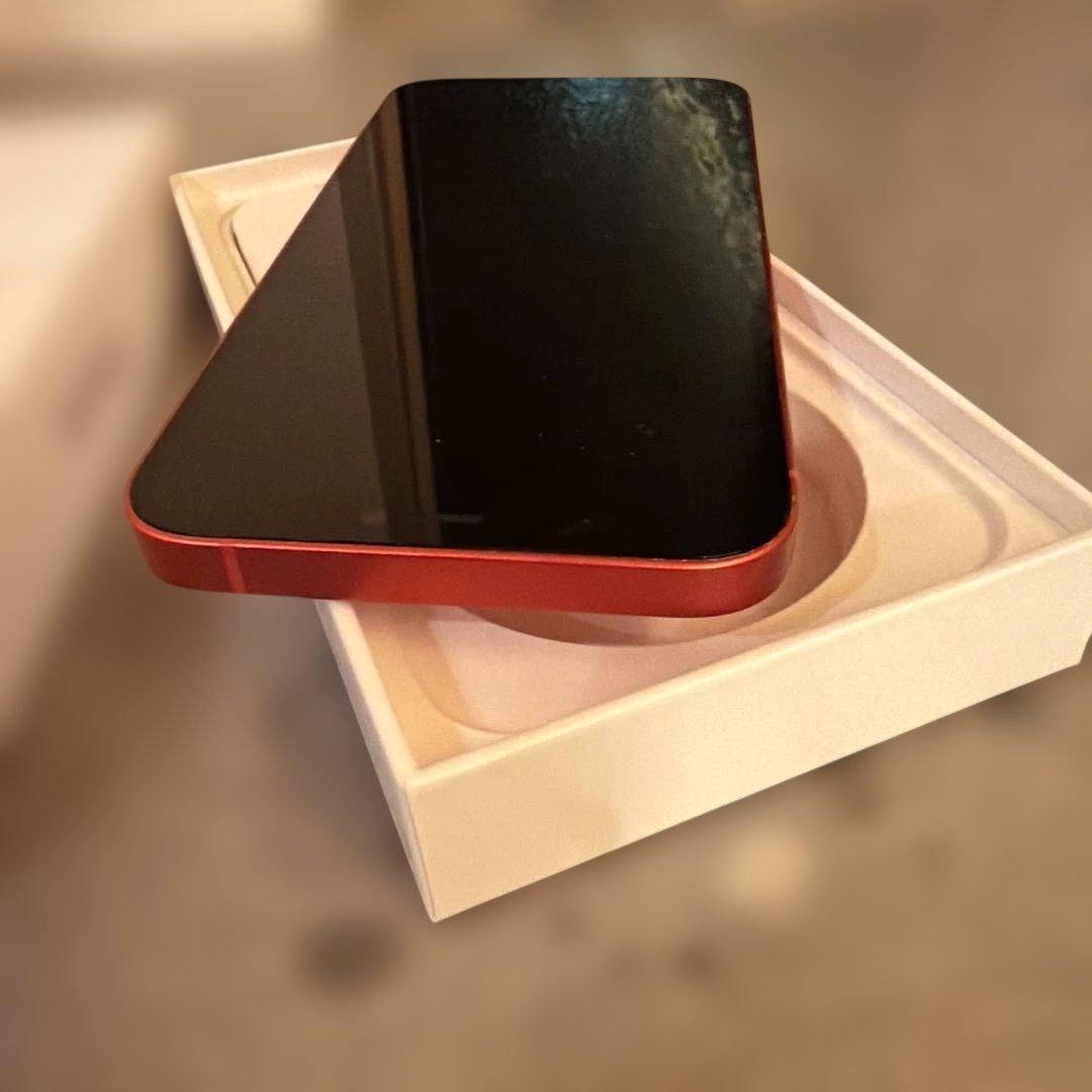 iPhone12 64ギガ　レッド