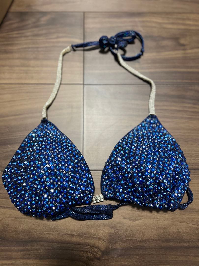 コンテスト用ビキニ