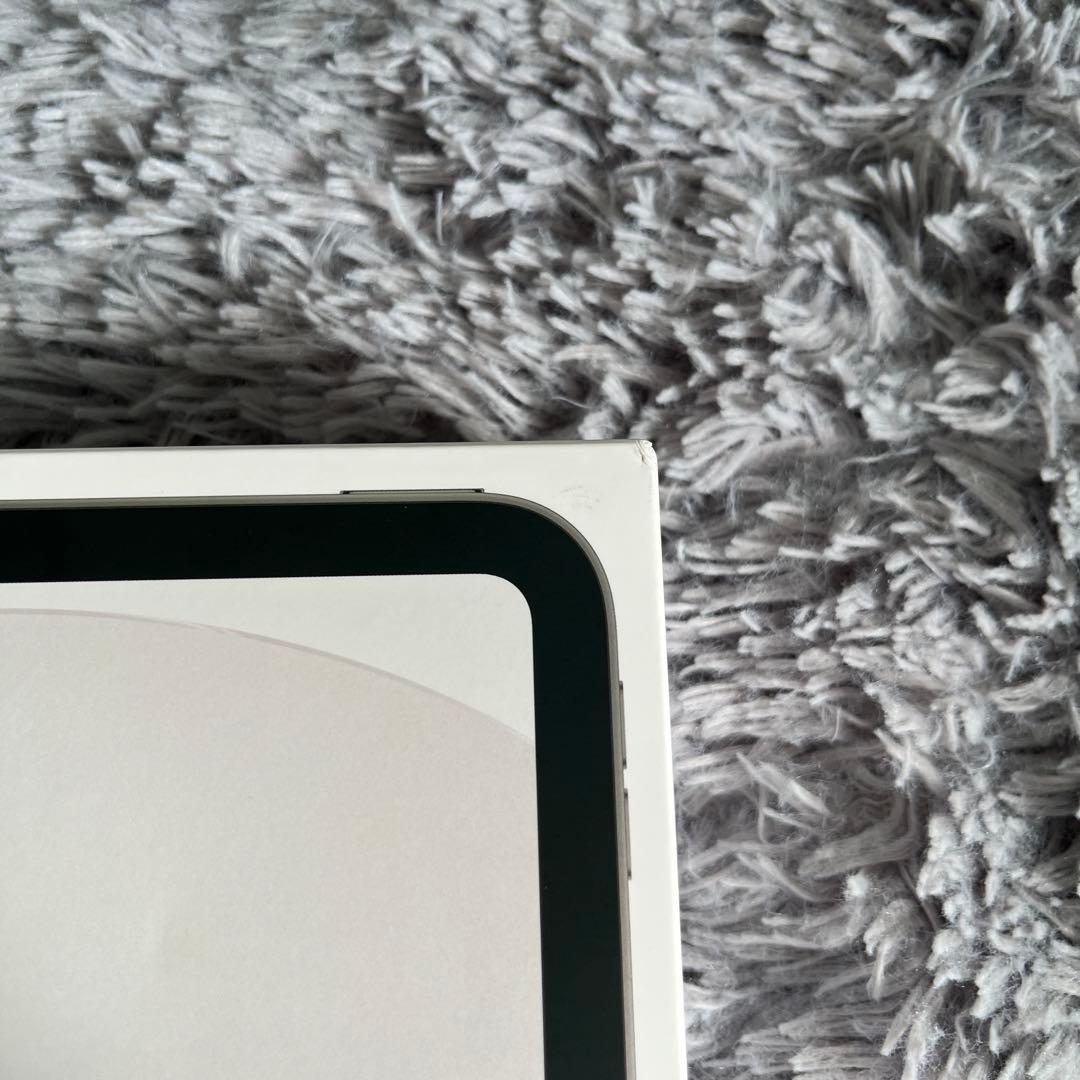 iPad (A16) 128GB Wi-Fi シルバー　未開封