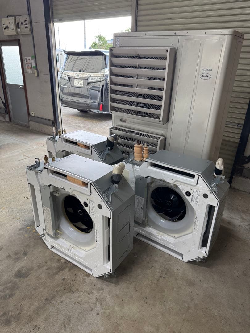 日立パッケージエアコン335型　12馬力 室内機複数台せ設置可能