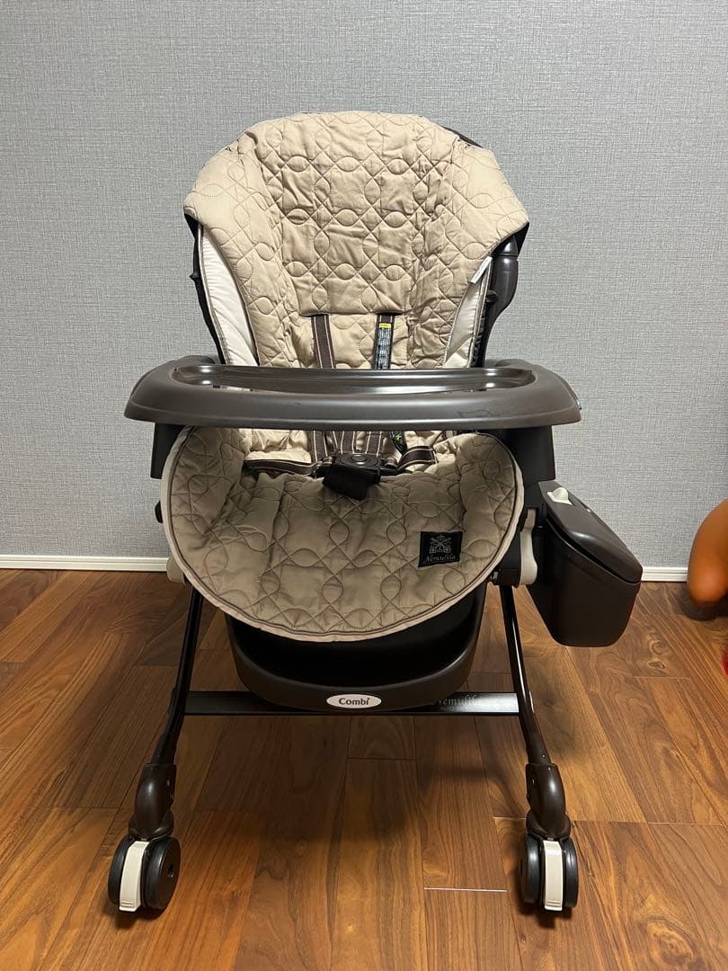 【美品】Combi コンビ　ネムリラ　AT ハイローチェア　オートスイング