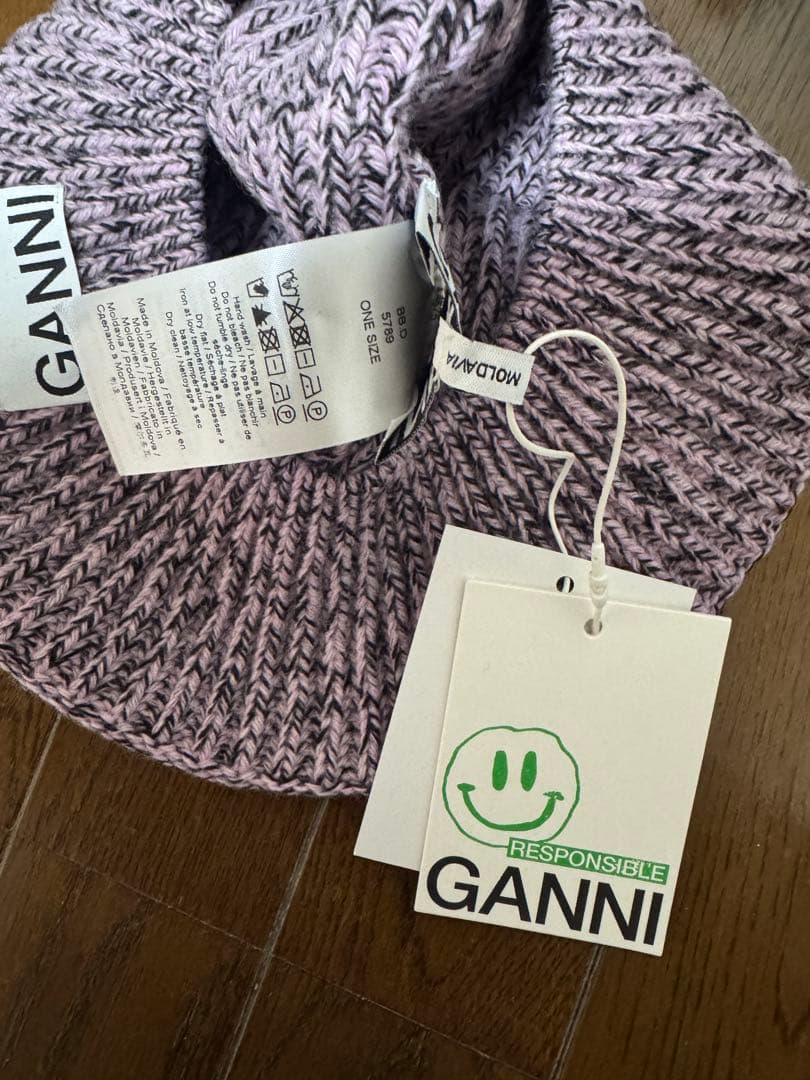 GANNI ニットベレー