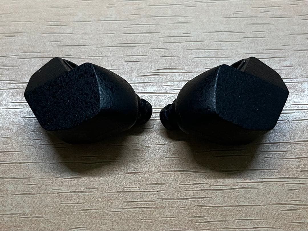 final A5000 イヤホン