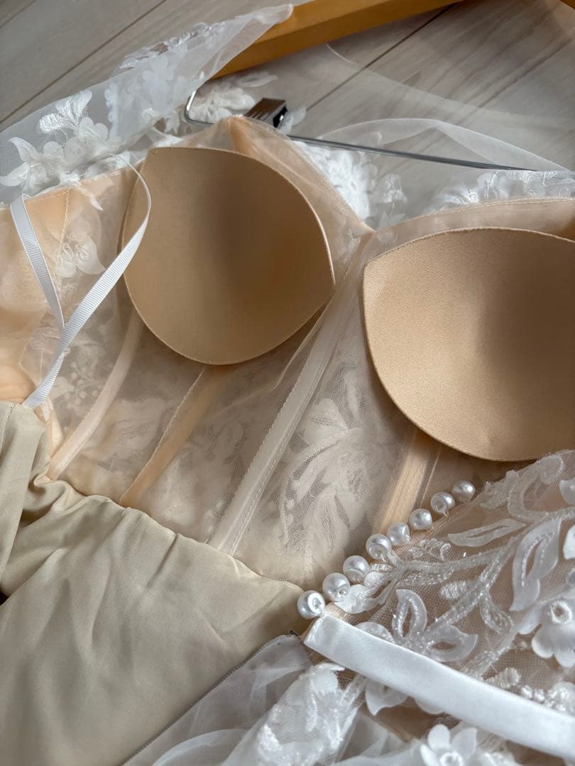 アーバンブランシュ　ウェディングドレス　WD64