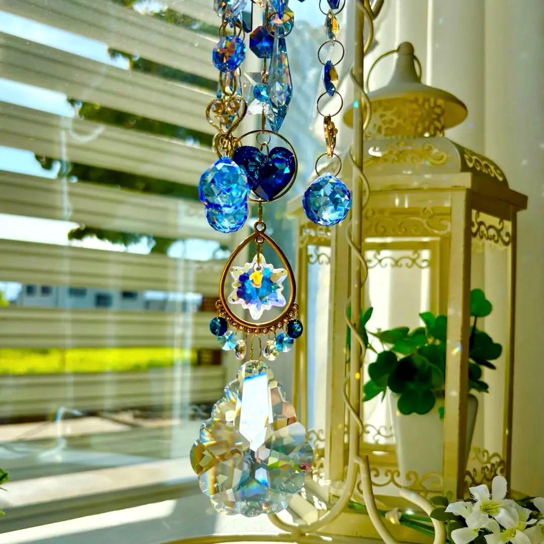 アラベスク✩.*˚ SWAROVSKIシャンデリア風サンキャッチャー