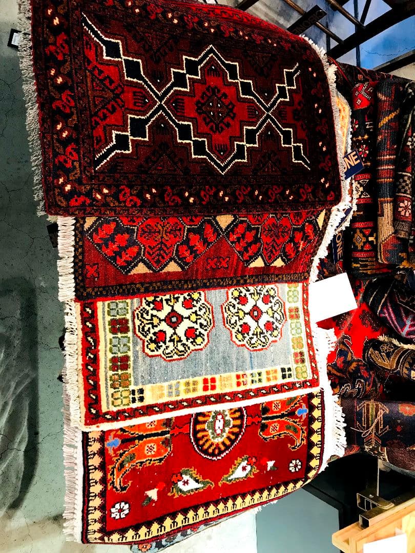 【新品】トライバルラグ