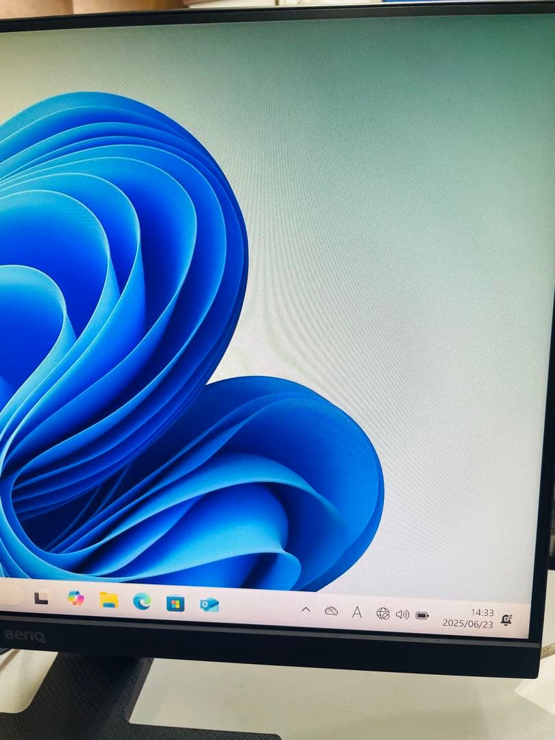 benq大画面24型チワイド液晶モニターFullHD 最大1920ｘ1080