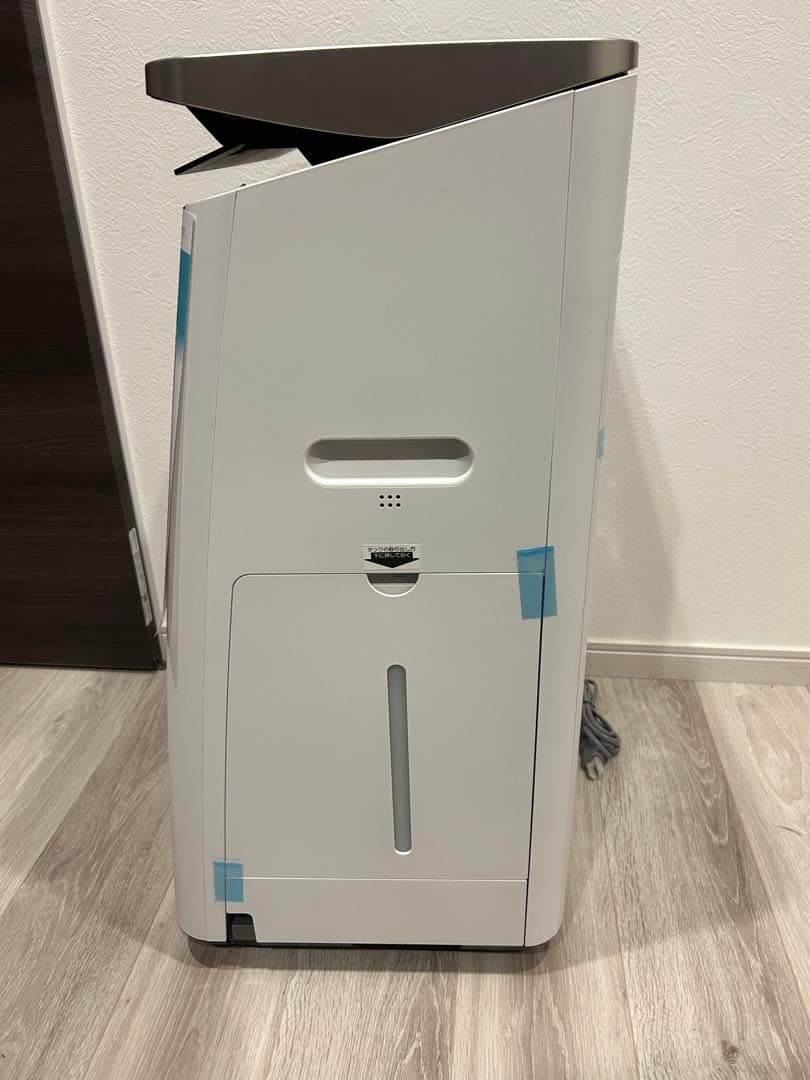 未使用品SHARP 空気清浄機 KI-LP100-W 参考価格129800円