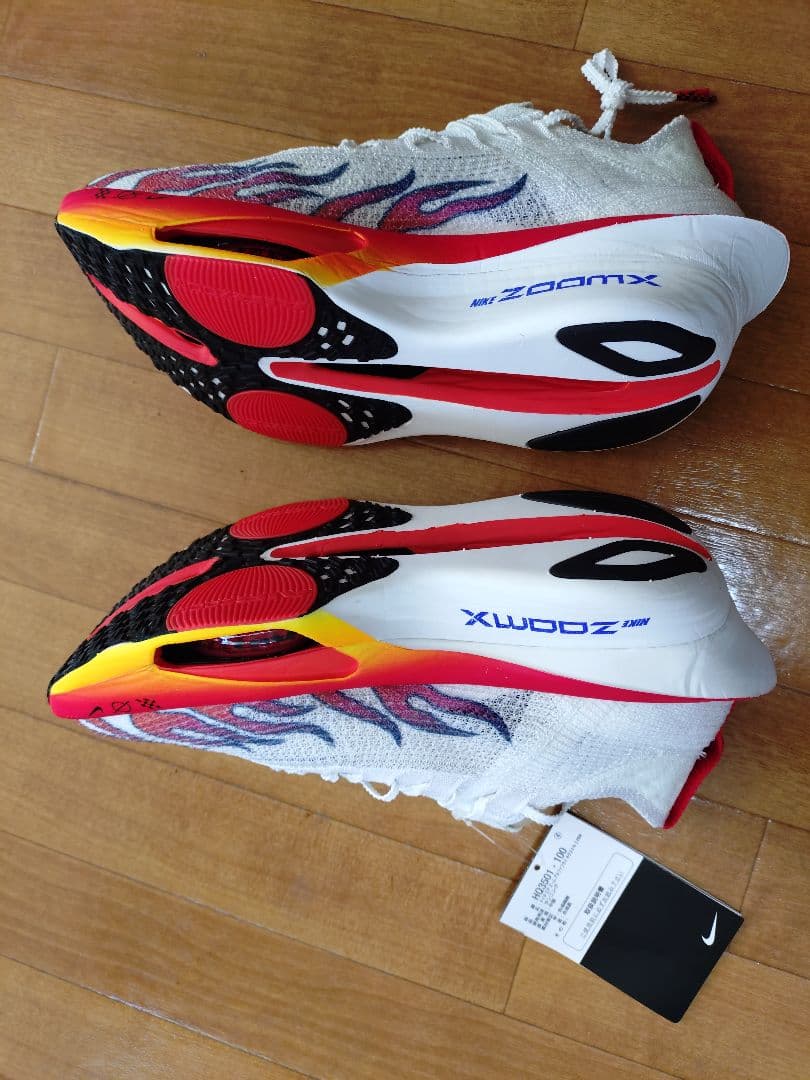 新品未使用　ナイキ　アルファフライ3 26cm