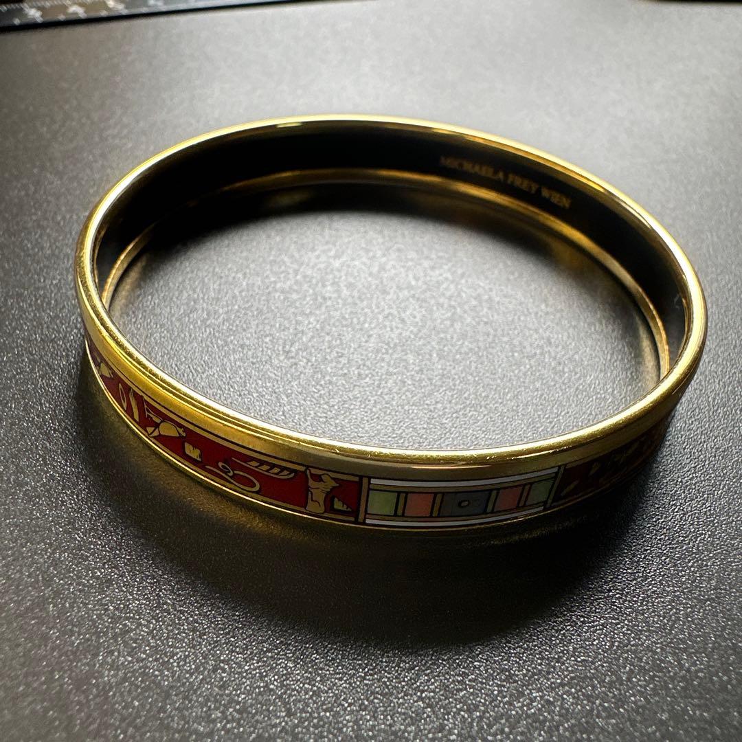 MICHAELA FREY バングル　ゴールドカラー縁