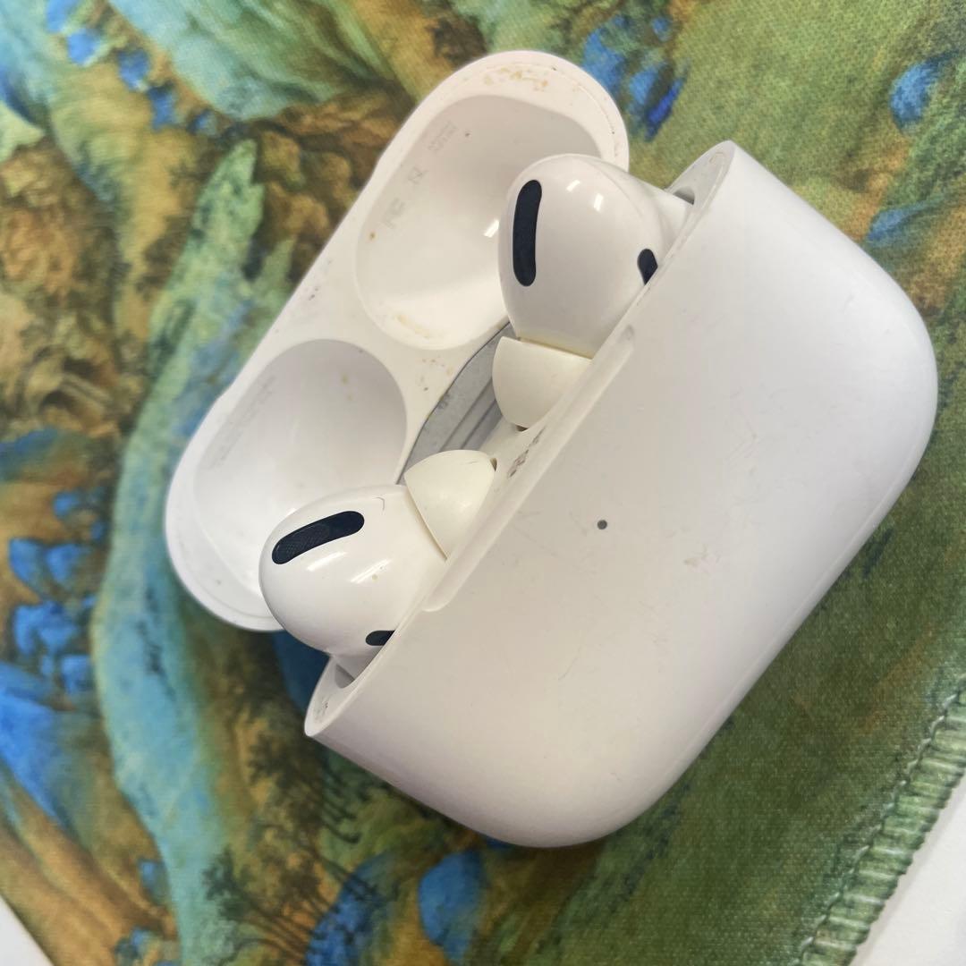 AirPods3pro本体 ホワイト 充電ケース付き