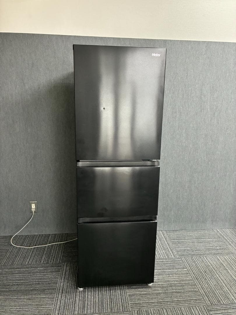 【動作確認済・送料込】ハイアール　冷蔵庫　JR-CV29B　2023年製