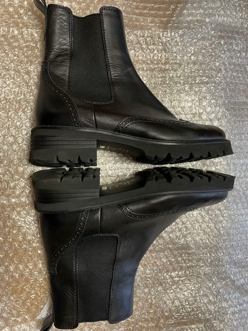 MARGARET HOWELL ideaブラック サイドゴアブーツ