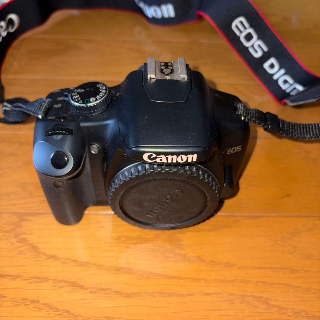 Canon デジタル一眼レフカメラ レンズ2本付き　EOS kiss X2