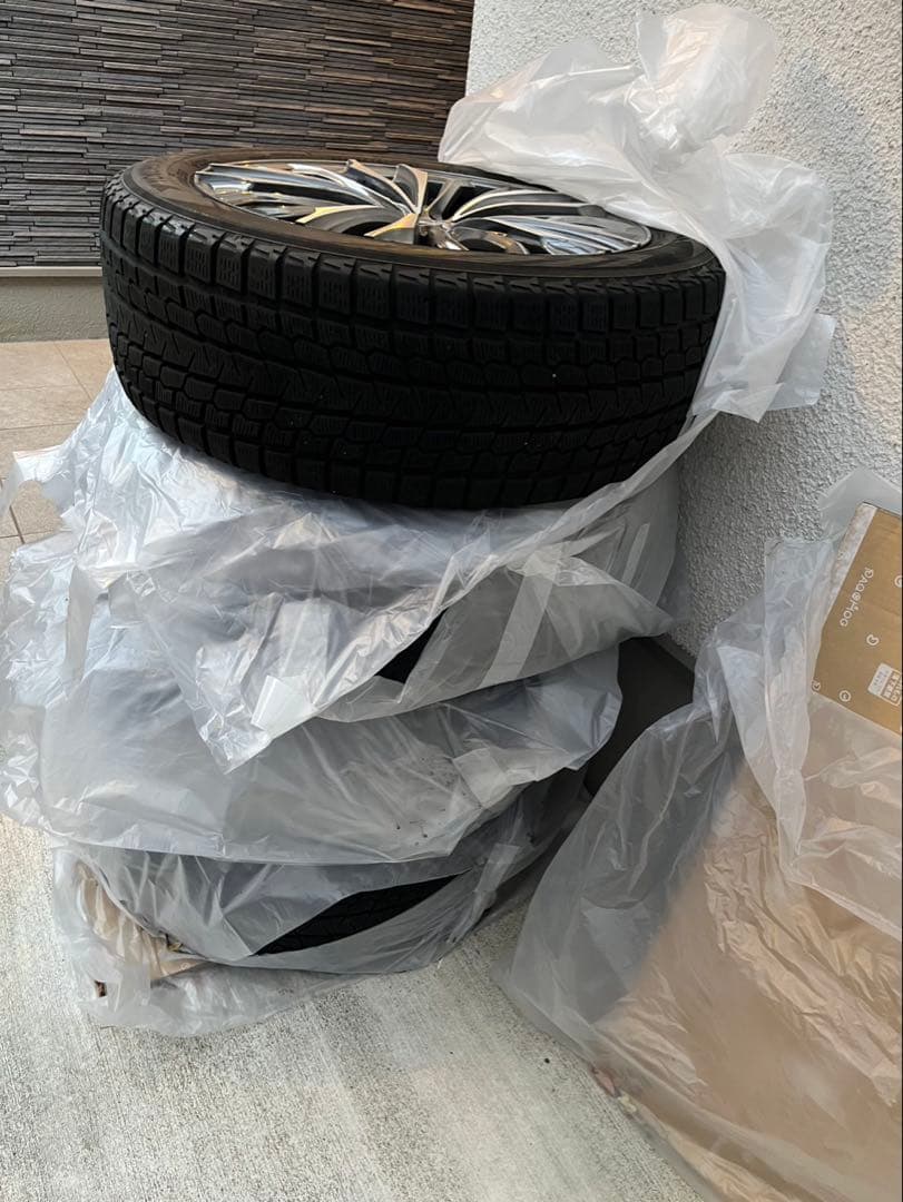 20インチ スタッドレスタイヤ４本セット(ホイール付き)