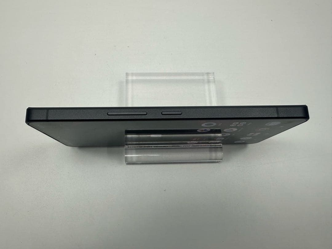 外観美品 Aquos R8 pro docomo 256gb ブラック