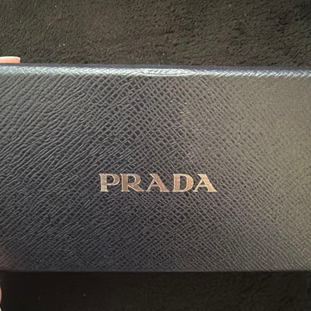 PRADA iPhoneケース　正規品　iPhone13Pro