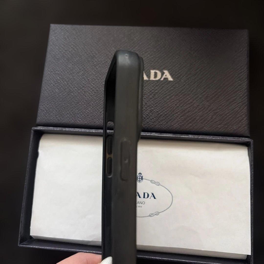 PRADA iPhoneケース　正規品　iPhone13Pro