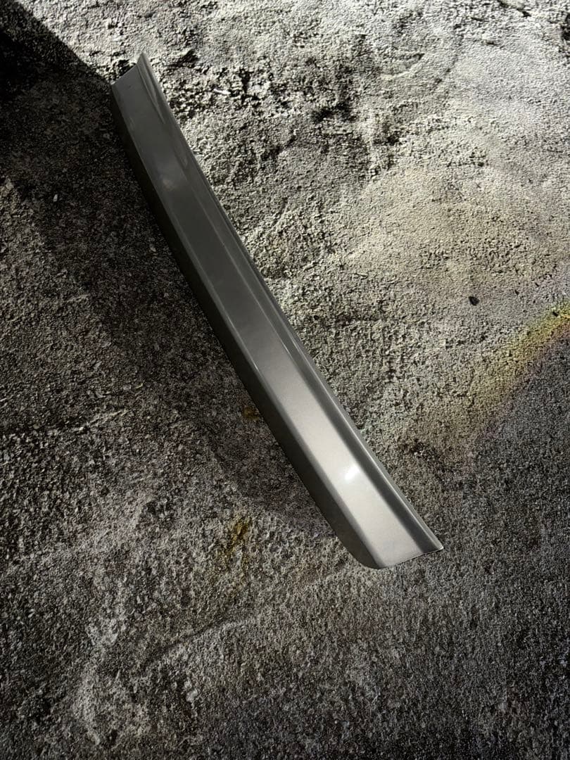 100系ハイエース　リアゲートエアロ