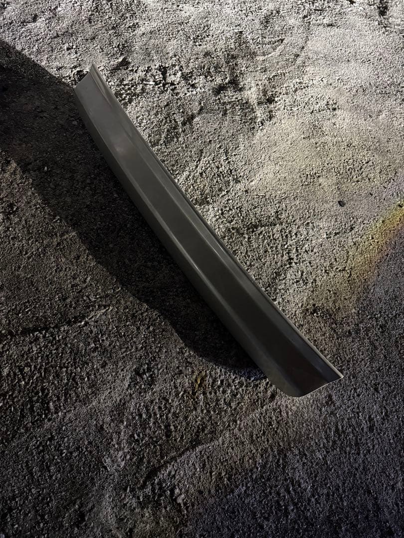 100系ハイエース　リアゲートエアロ