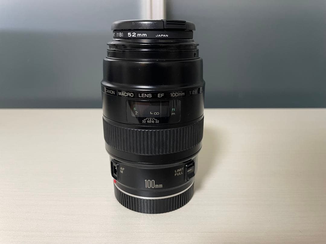 Canon EF 100mm F2.8 マクロレンズ : キヤノンEFマウント