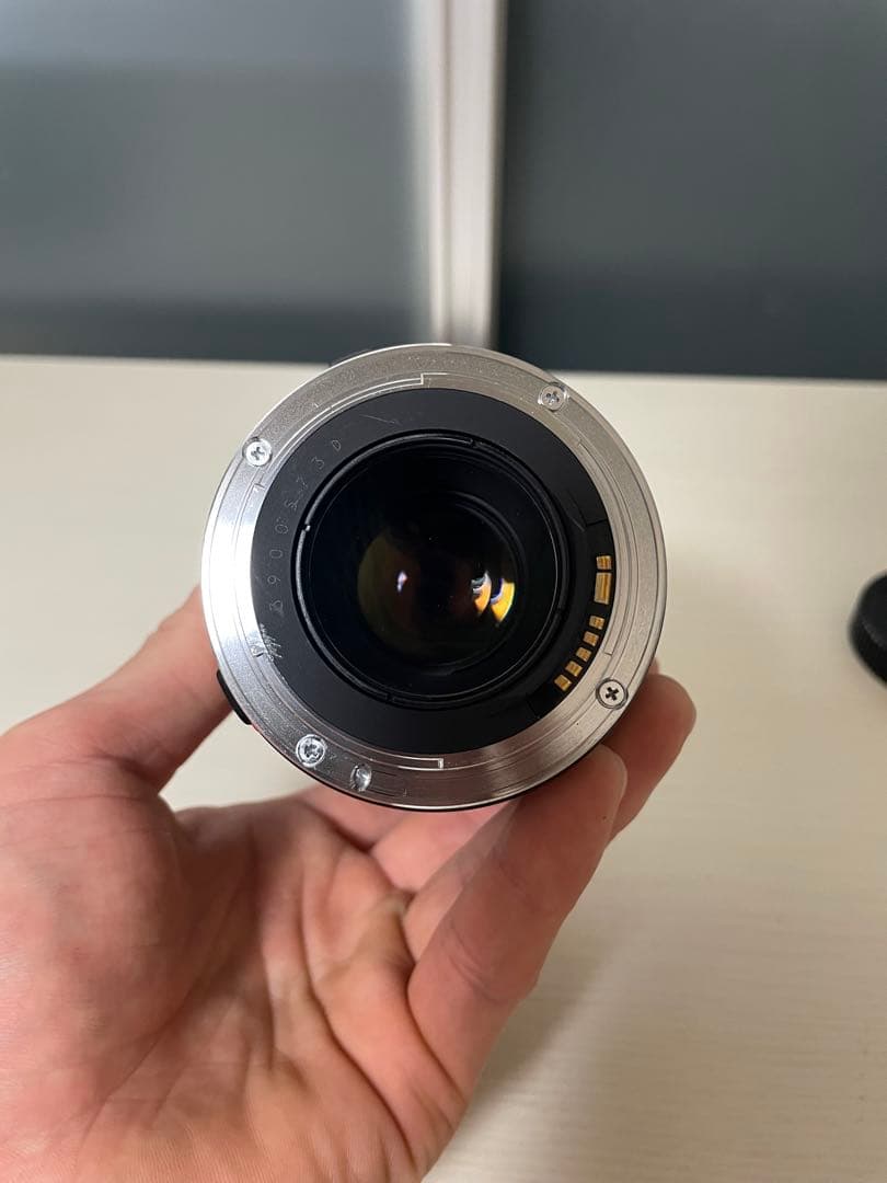 Canon EF 100mm F2.8 マクロレンズ : キヤノンEFマウント