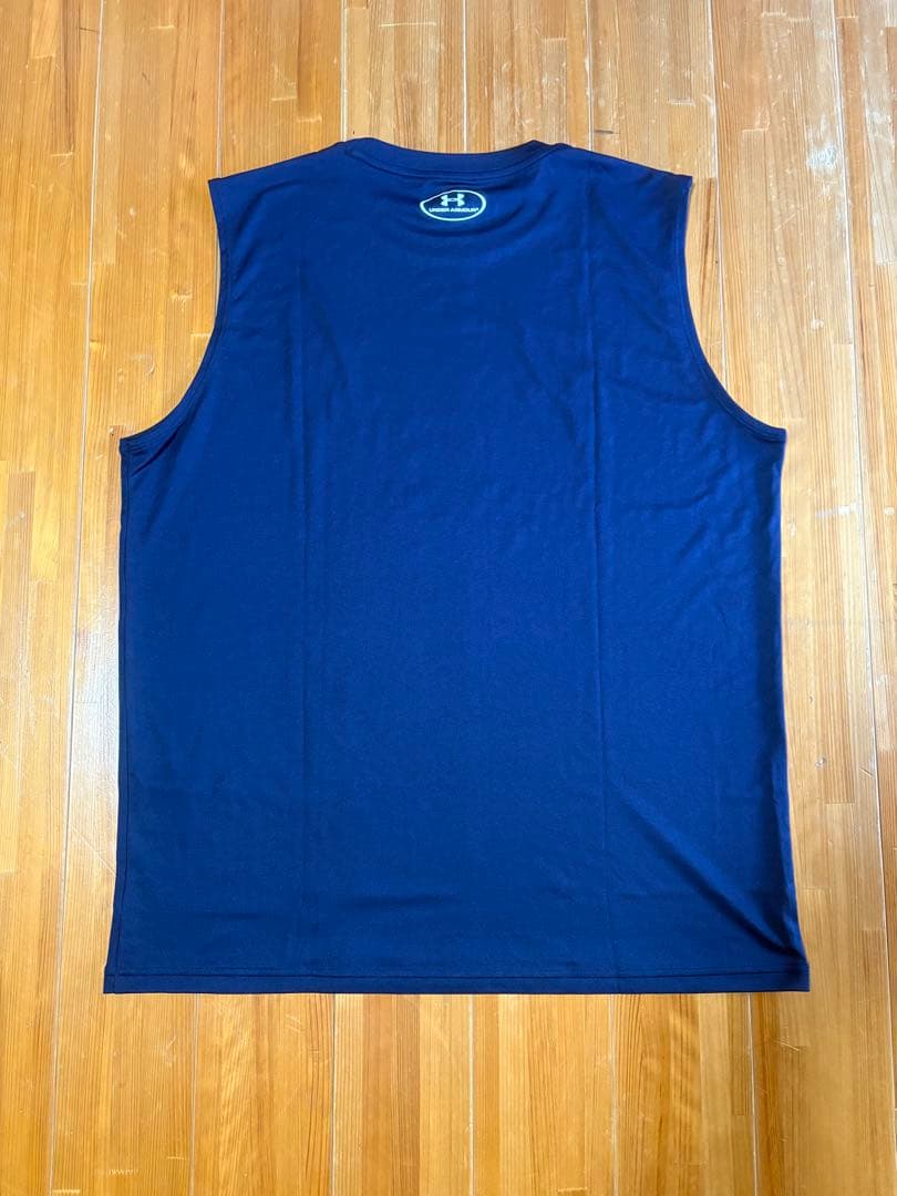 ノースリーブ（紺）