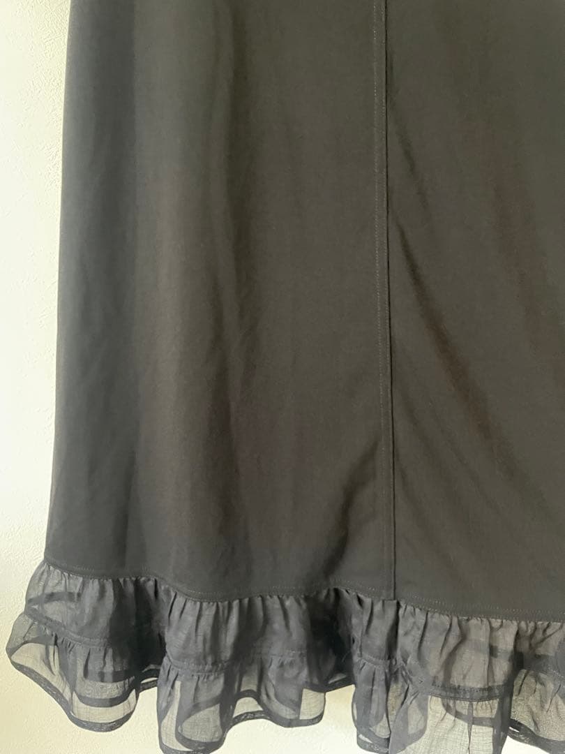 トクコプルミエブォルシフォン風半袖花柄チュニック/白黒