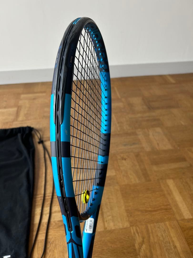Babolat テニスラケットとボールセット